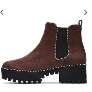 Cape Robbin Women's Taupe Ankle Booties